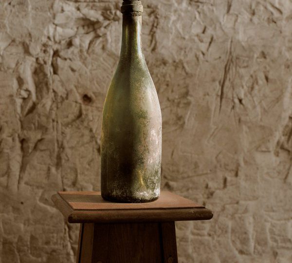 Christie's subasta por 57,000 dólares botella de champán de 1874 que conserva su "acidez y frescura"