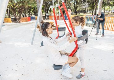 Capitaleños disfrutan de un parque Mirador Sur completamente renovado