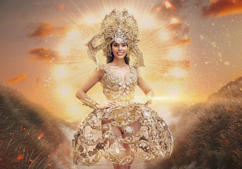 Debbie Aflalo luce traje típico inspirado en "La Diosa del sol" para la preliminar del Miss Universo