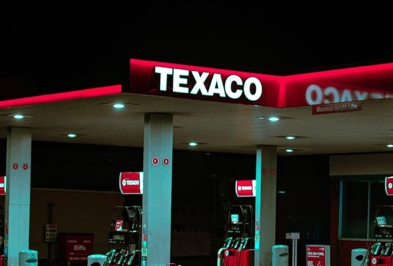 Texaco explica no hubo daños humanos en incendio de estación de combustible