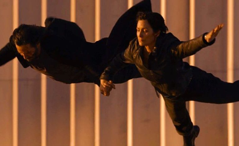 El video de Matrix 4 Set muestra a Neo y Trinity Jump siendo filmados de verdad