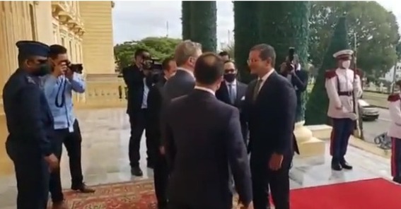 VIDEO | Gobernador de Puerto Rico llega al Palacio Nacional para reunión con Abinader