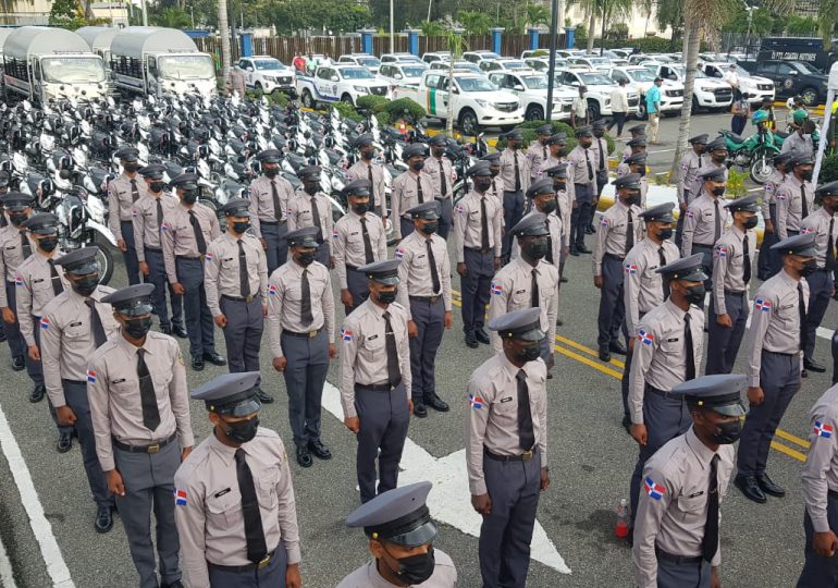 Policía  Nacional lanza "Operativo Navideño Compromiso con la Vida 2021"