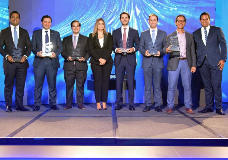 Premios BVRD 2021: tercera edición de reconocimiento a la excelencia en el mercado de valores dominicano