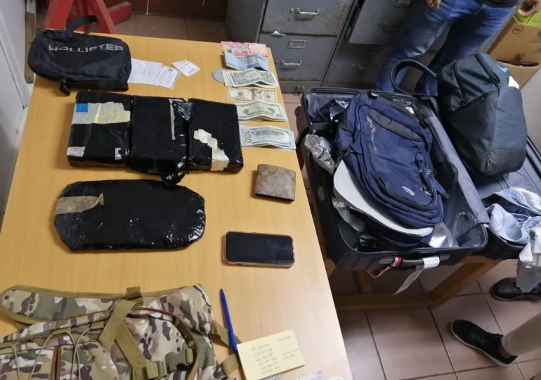 Ocupan 4 paquetes de presunta cocaína en el Aeropuerto de Puerto Plata