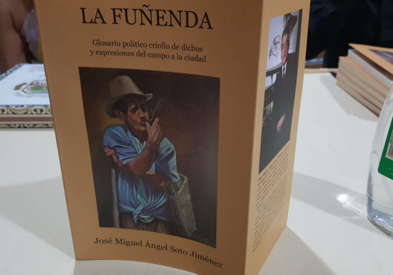 Soto Jiménez pone en circulación su libro "La Fuñenda"