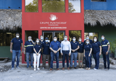 SICPA Dominicana se une a Fundación Grupo Puntacana para preservar los corales marinos