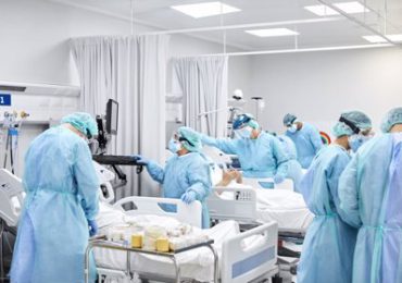 OMS advierte de aumento de hospitalizaciones por ómicron