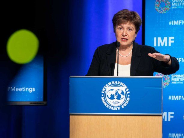 Directora del FMI advierte que ómicron puede desacelerar crecimiento mundial