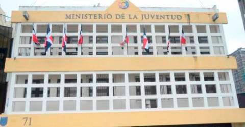 Abinader destituye a Luz del Alba Jiménez Ramírez del  ministerio de la Juventud