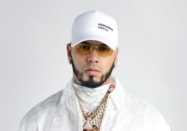 Anuel celebra sus 4 nominaciones a Premio Lo Nuestro 2022