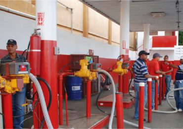 Precios de combustibles aumentan entre 5 y 8 pesos