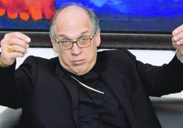 Monseñor Masalles: EE.UU amenaza con quitar visa a Estrella y Pacheco si no aprueban “orientación sexual”