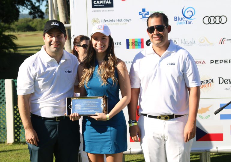 Séptima copa golf benéfico del Cuerpo Consular consolida relaciones sociales