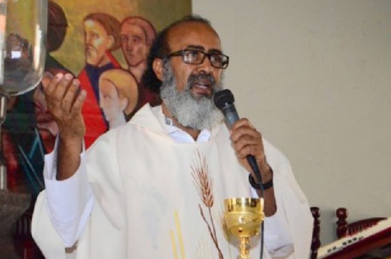 Fallece el sacerdote "Padre Moncho" tras meses afectado de salud