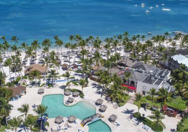 Hoteles dominicanos abren zonas de aislamiento para covid-19 sin frenar el turismo