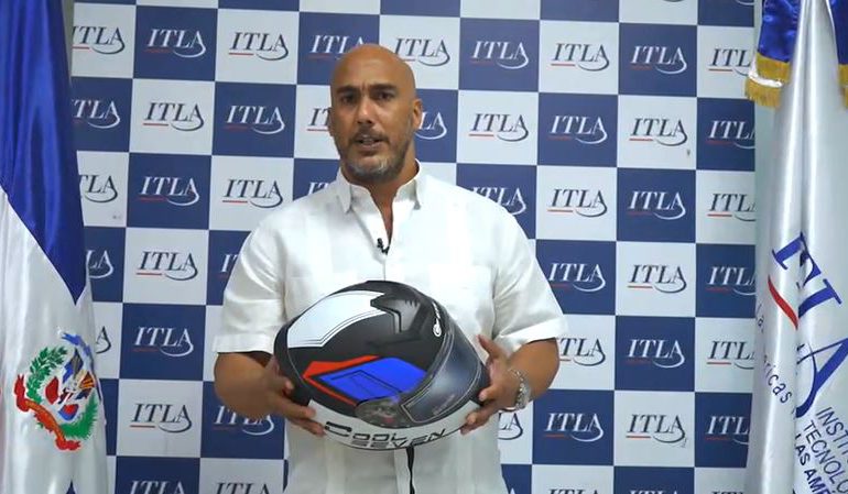 VIDEO | Homero González sugiere al ITLA fabricar cascos de alta seguridad para conductores de motocicletas