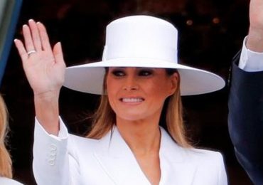 Melania Trump subastará un sombrero y dos objetos más por al menos 250,000 dólares