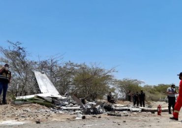 Siete muertos al caer avioneta con turistas cerca de Líneas de Nasca en Perú