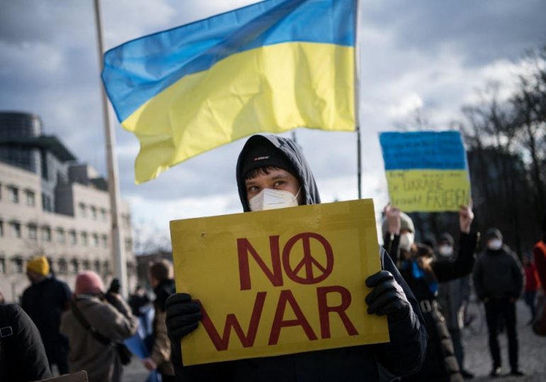 Alemania y Francia piden a sus ciudadanos que salgan cuanto antes de Ucrania