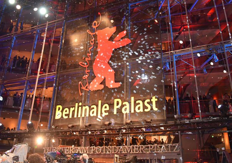 Festival de cine de Berlín vuelve a abrirse al público, con precauciones