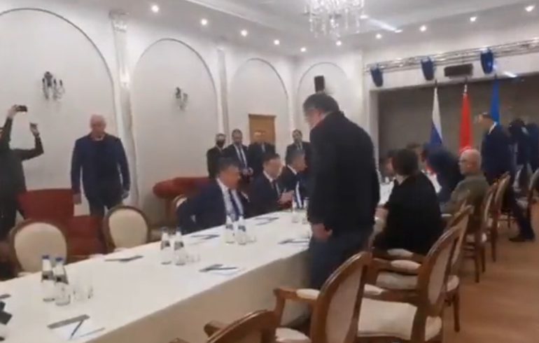 VIDEO | Comenzaron las negociaciones entre Rusia y Ucrania en Bielorrusia