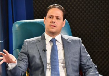 Ministro Carlos Bonilla intima a comunicador Dary Terrero por difamación