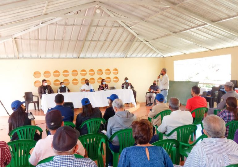 Ministerio Público de Santiago lleva su programa "Fiscalía y Sociedad” a pobladores de El Rubio, San José de las Matas