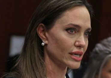 Angelina Jolie pide entre lágrimas que se renueve la ley de violencia contra la mujer