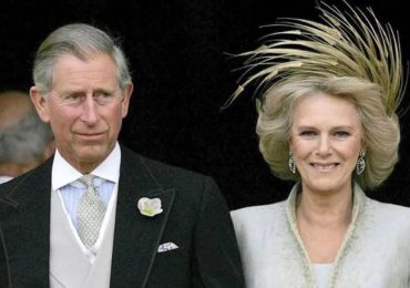La esposa del príncipe Carlos, Camilla, da positivo al Covid-19