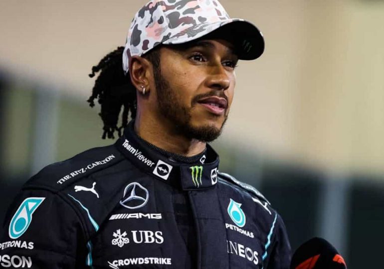 Lewis Hamilton regresa a las redes sociales