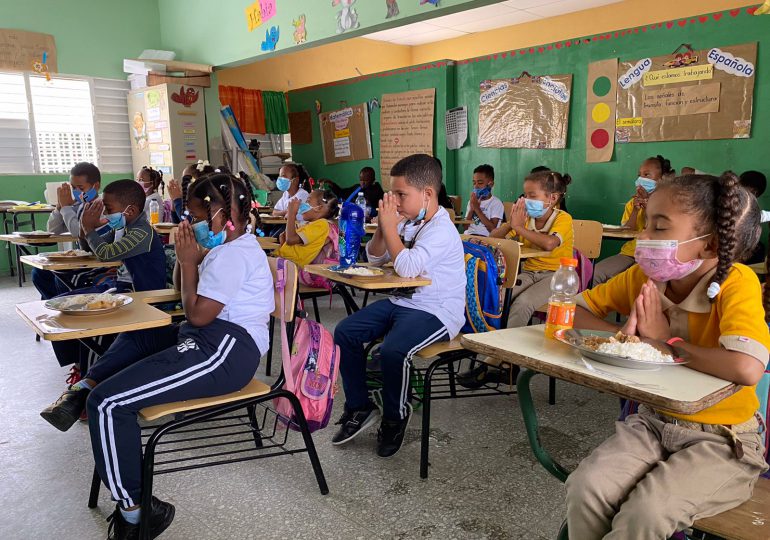 Estudiantes del sistema público nacional recibieron con normalidad desayuno y almuerzo escolar