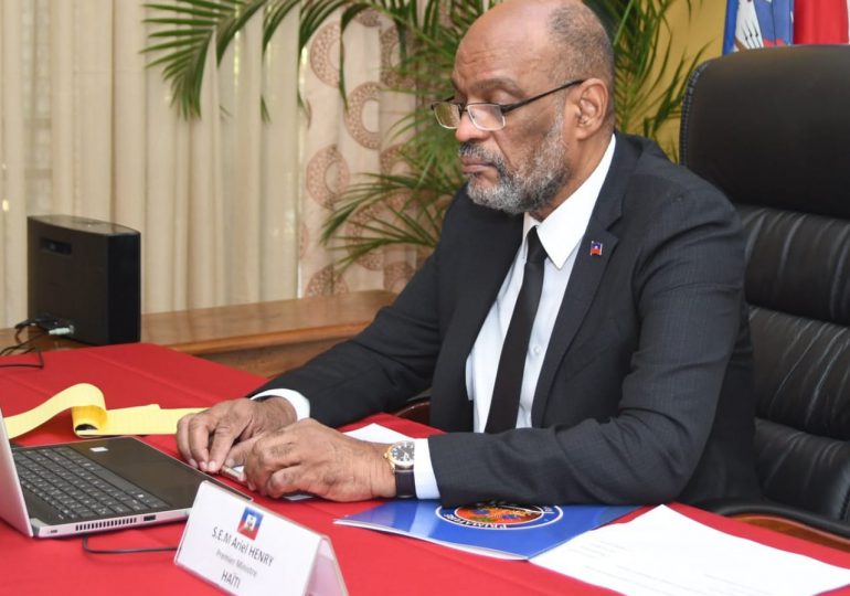 El Senado haitiano pide al primer ministro que entregue el poder este lunes