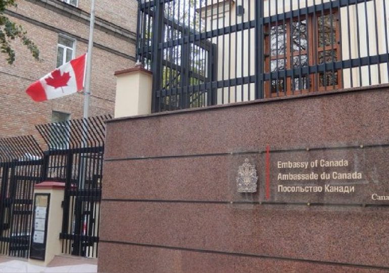 Canadá transfiere su embajada ucraniana de Kiev a Lviv