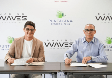 Making Waves y Puntacana Resort Club firman acuerdo para celebrar Panamericano de Triatlón 2022