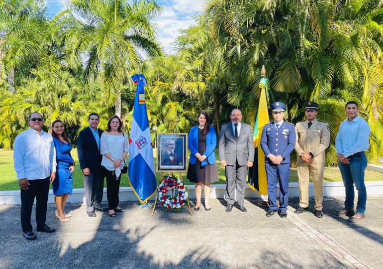 Embajada Dominicana rinde primer tributo a la figura de Duarte en Jamaica