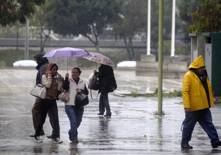 ONAMET informa lluvias dispersas hacia el interior del país