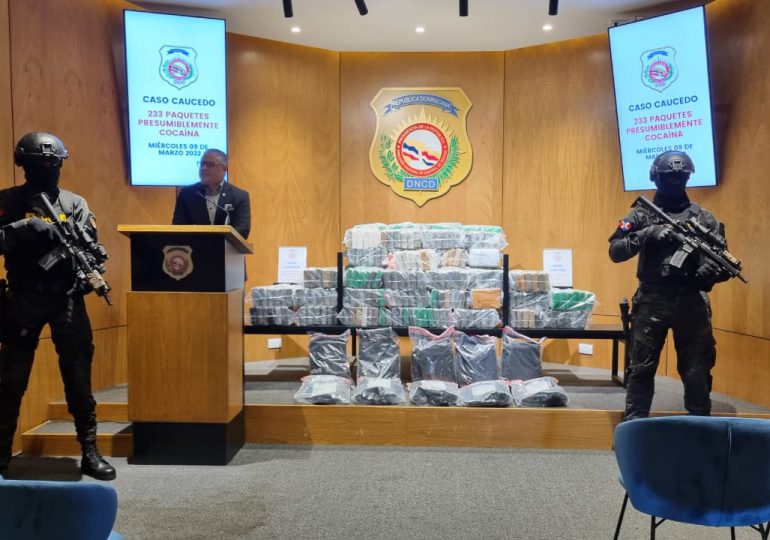 DNCD incauta 233 paquetes de drogas en Puerto Caucedo