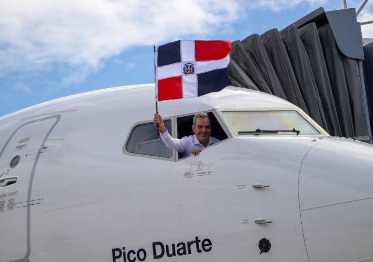 Abinader encabeza lanzamiento de nueva línea aérea dominicana, ARAJET