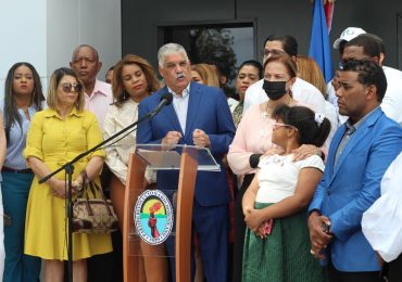 PRD conmemora natalicio de Peña Gómez resaltando su liderazgo a favor de los más necesitados