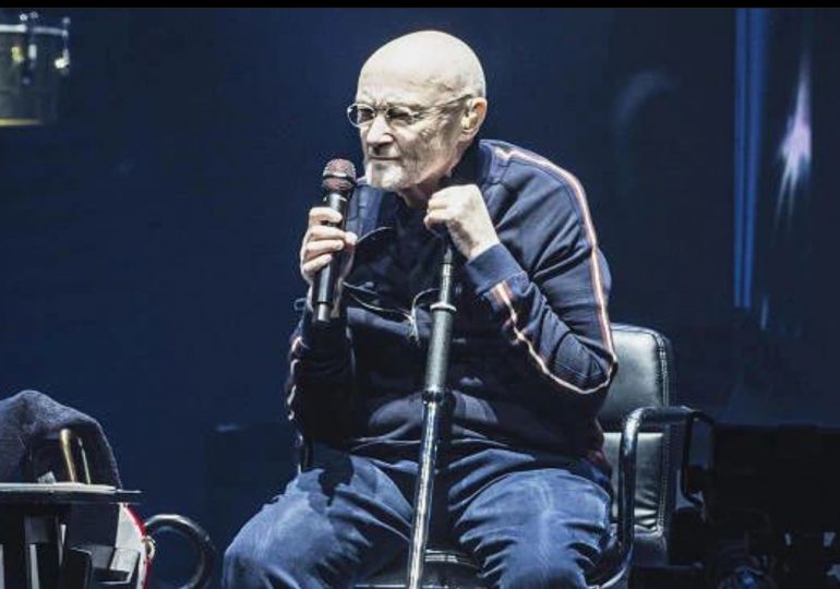 Phil Collins se despide de sus fanáticos con un último concierto por problemas de salud