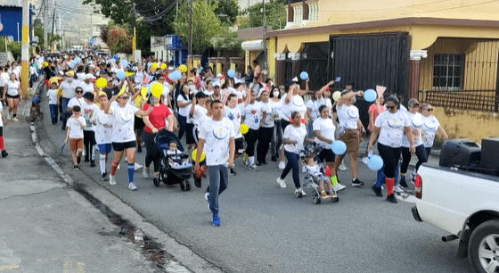 VIDEO|Cientos marchan en Jarabacoa por inclusión de personas con síndrome de Down