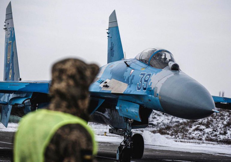 Rusia advierte a Estados vecinos de Ucrania que no deben acoger aviones de combate de ese país
