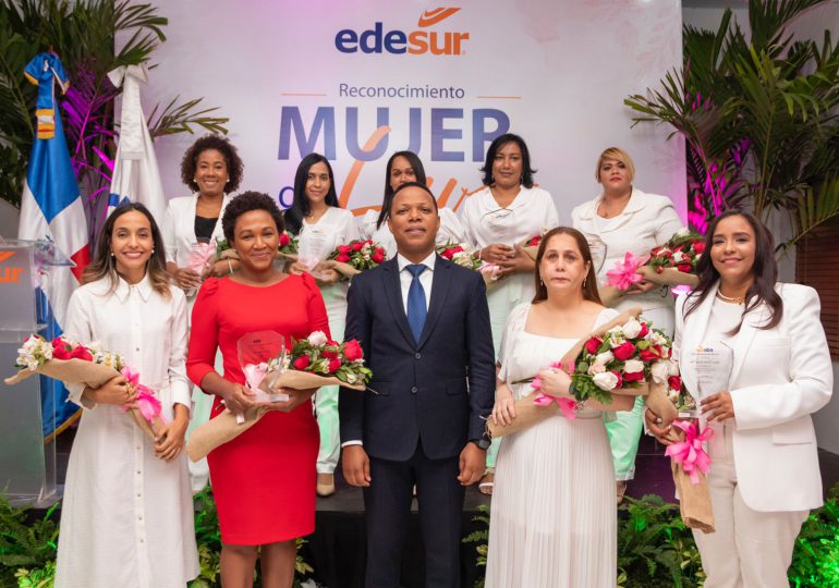 VIDEO | Edesur reconoce a 10 mujeres, entre ellas, Edith Febles y Marileidy Paulino