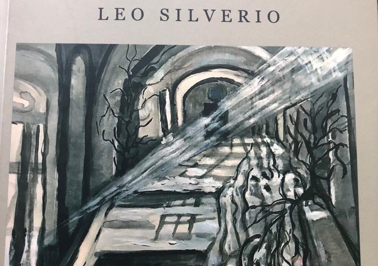Cineasta Leo Silverio lanza su libro de microrrelatos “No tan sacro, de la muerte y otros temas”