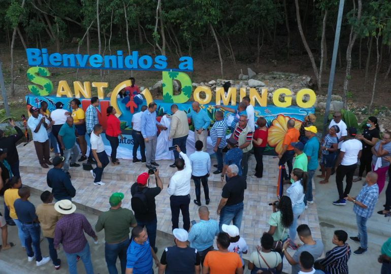 VIDEO | Inauguran parador y bulevar en Sabana Perdida