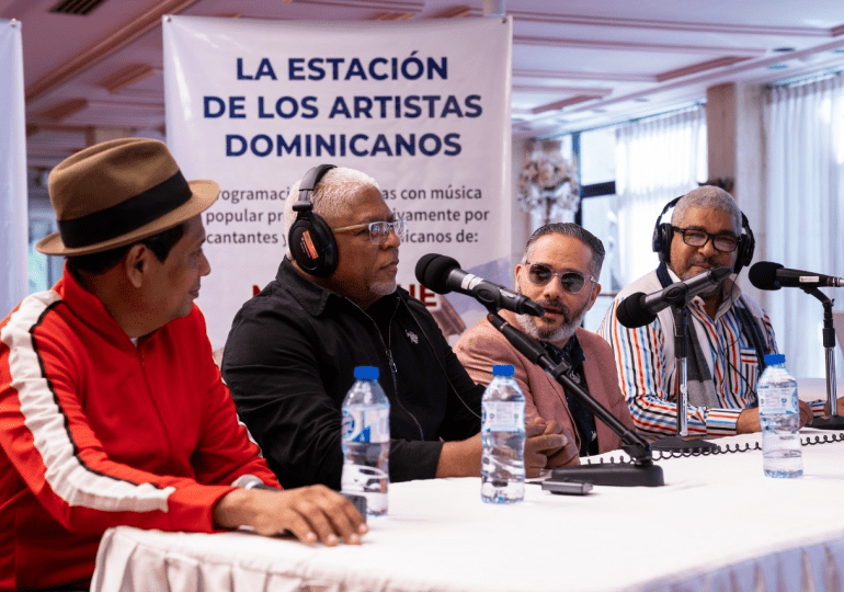 Dominicana FM sale de cabina con programa "Visitando tu Ciudad"