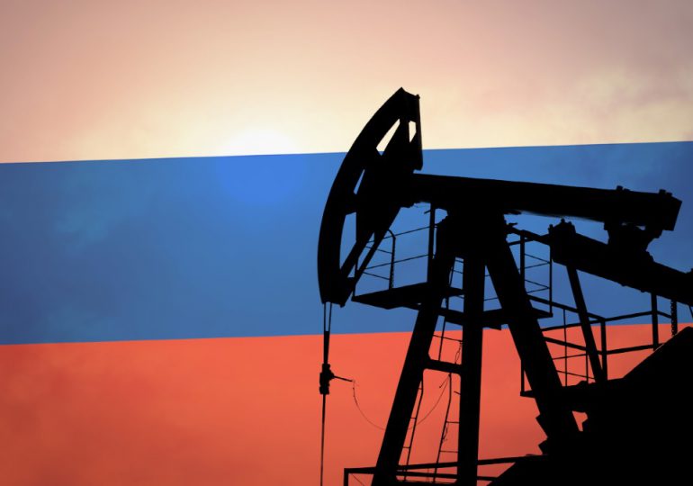 Guerra en Ucrania deja precios del petróleo por las nubes
