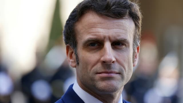 Macron encabeza elecciones en Francia con gran abstención