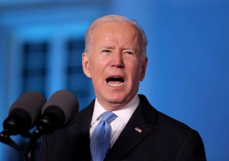 Joe Biden busca regulizar armas fantasma